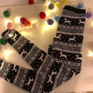 LIMITED EDITION Forever 21 knitted leggings